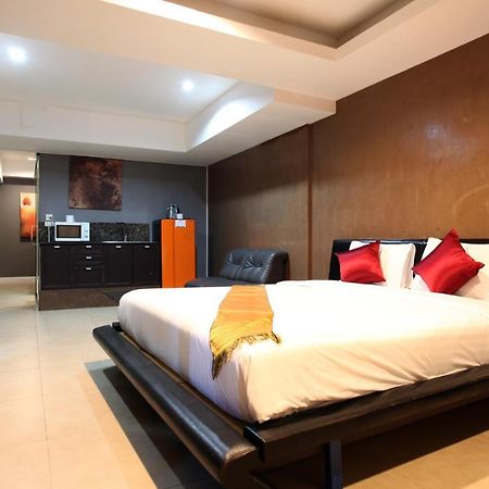 Del Mar Rooms Pattaya Esterno foto